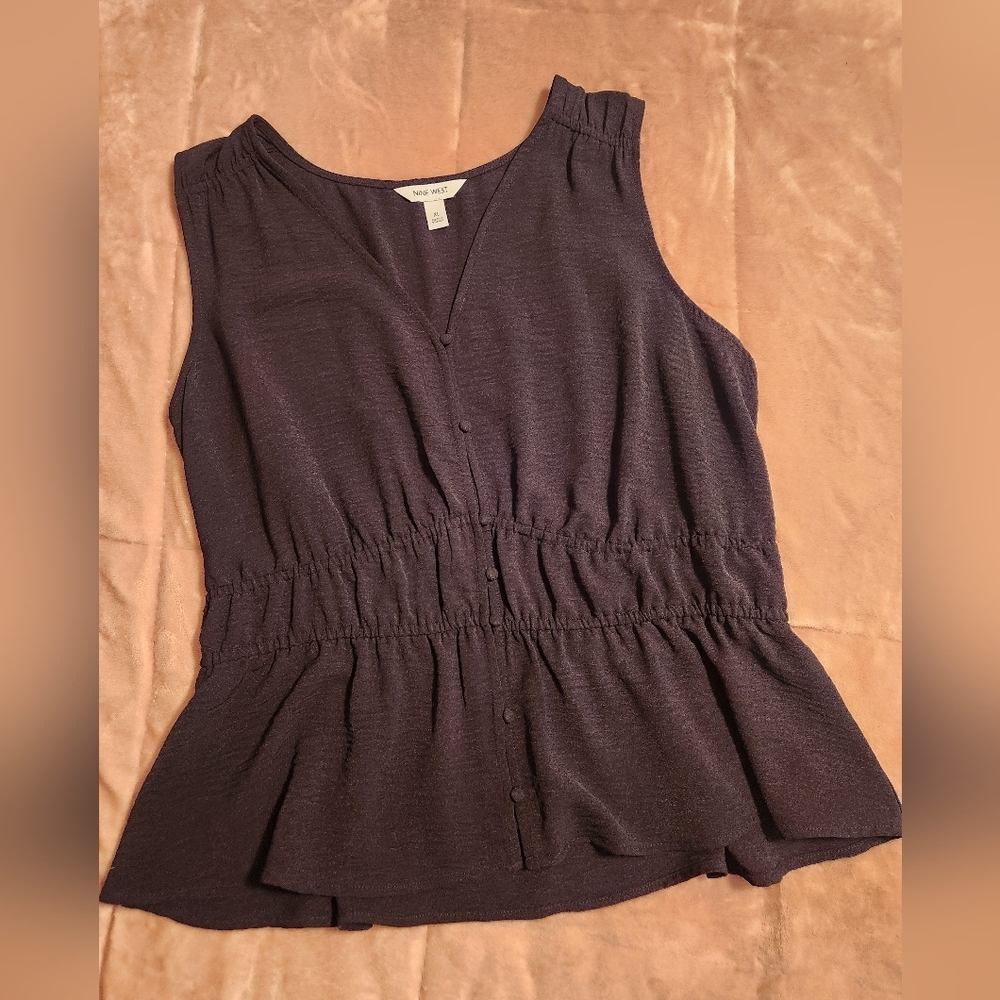 NWOT- Nine West Empire Waist  Sleeveless Black Top Size Xl